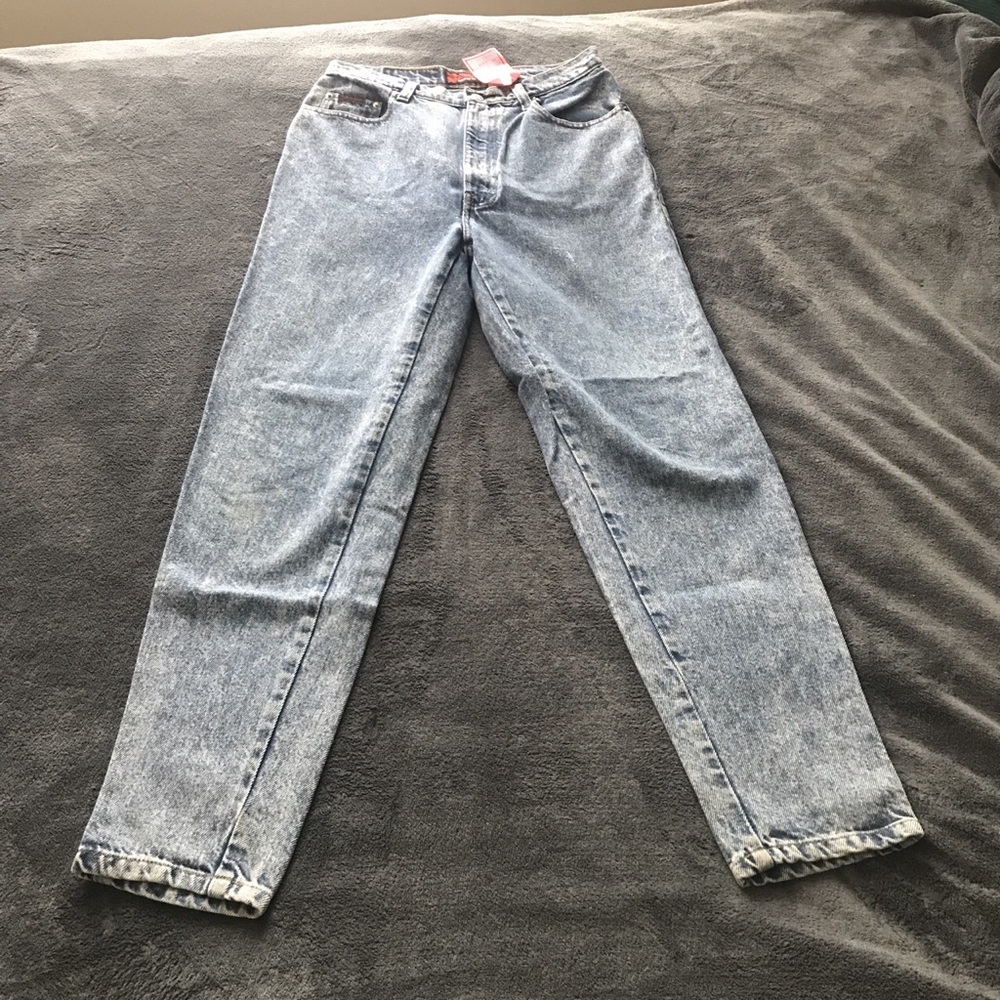 Vintage high waisted jeans